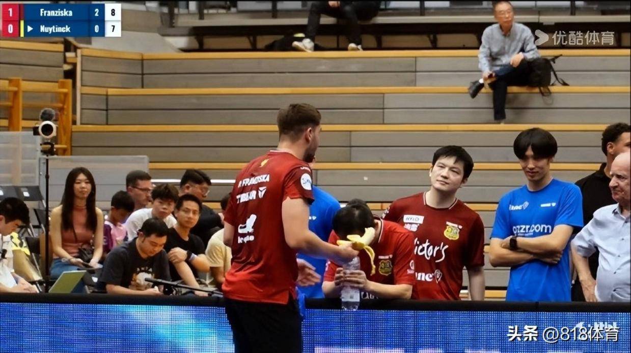 随后, 店人满为患, 哈哈哈哈哈 随后, 店人满为患, 哈哈哈哈哈